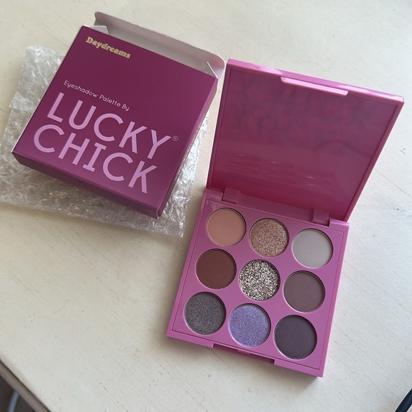 LUCKY CHICK
Daydreams Eyeshadow Palette - Picture 6 of 10